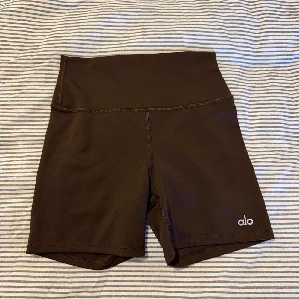 ALO Yoga Women's High-Rise Chocolate Bike Shorts